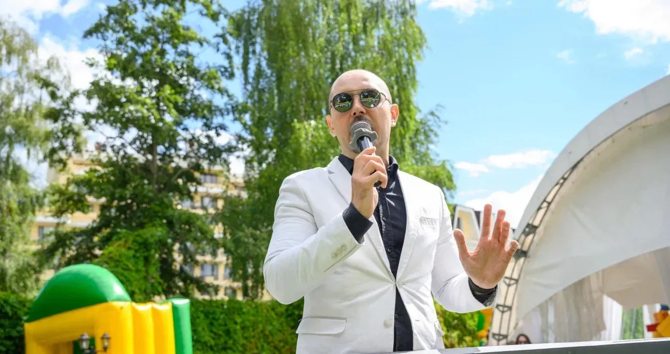 Лев Читков - ведущий корпоратива для АЛРОСА