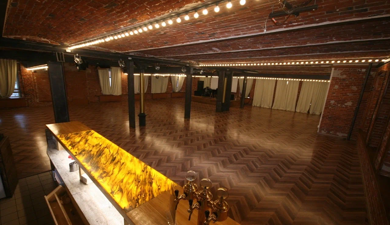 Дизайнерские решения в интерьере Лофт Фарфор №300 (Москва)