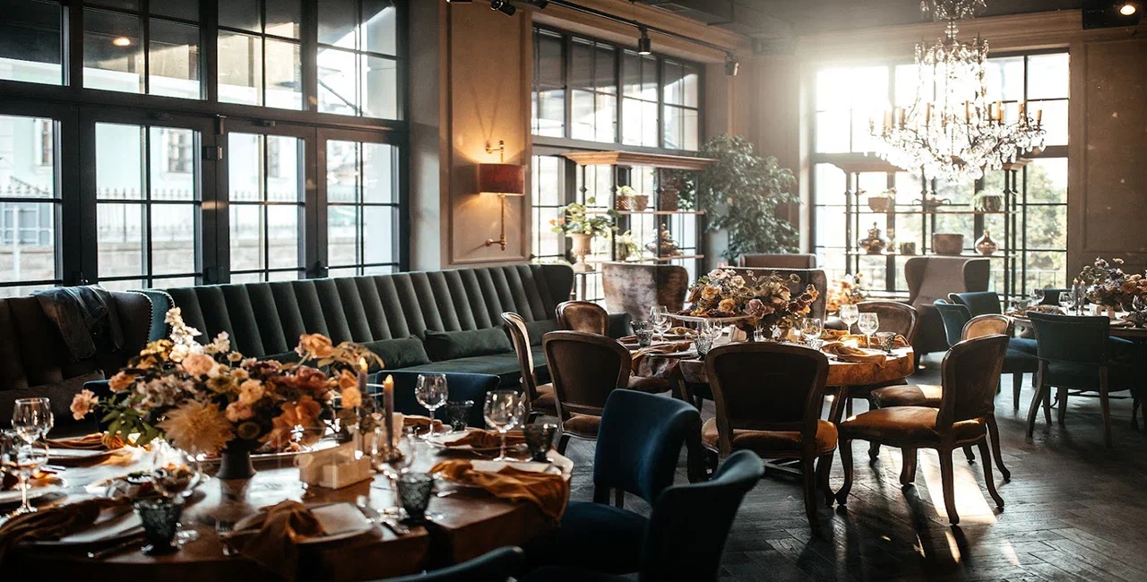Зал Modus Hall в ресторанном комплексе MODUS в Москве