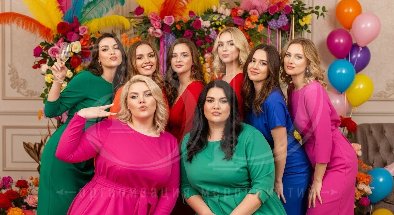 Корпоратив на сто человек в Международный женский день