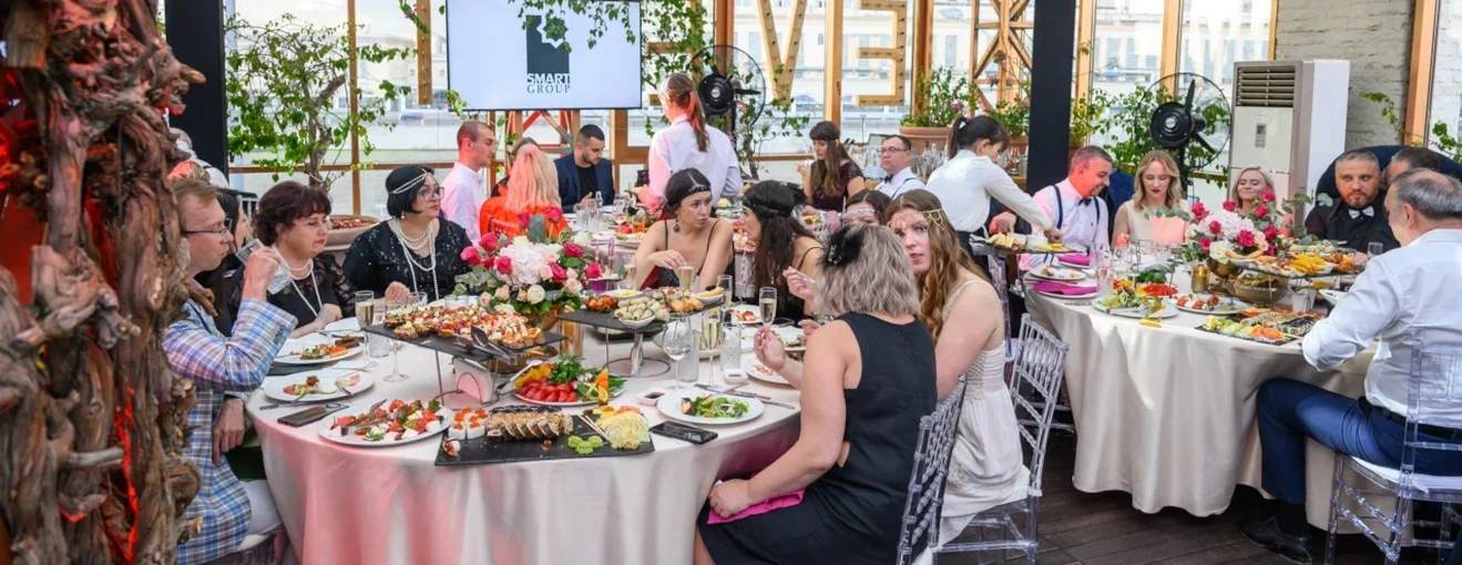 День строителя: праздничный банкет