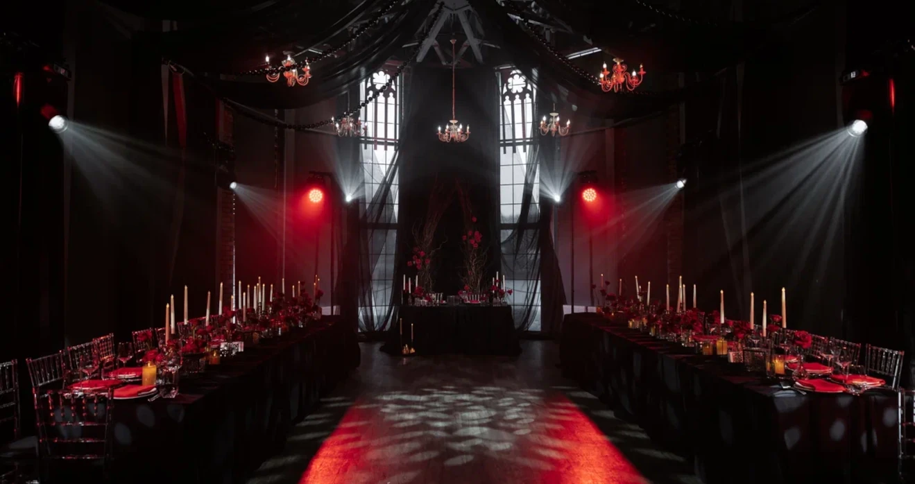 Лофт Манхэттен для проведения готической свадьбы в Подмосковье