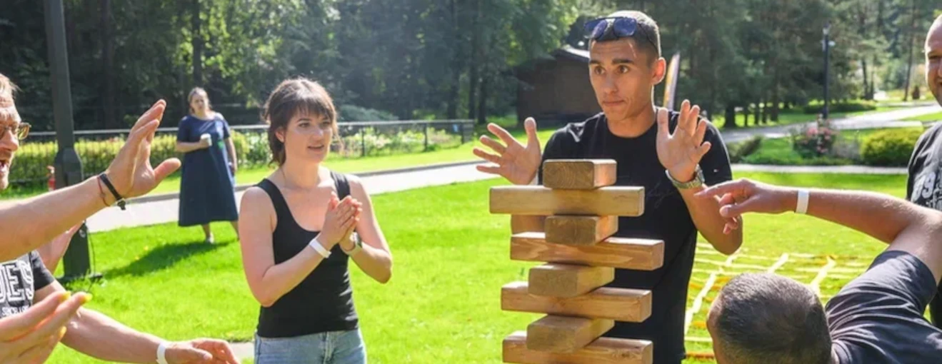 Летний корпоратив для компании КомТрансЮг: дженга