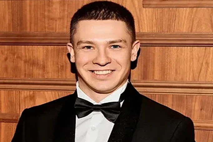 Кирилл Кострюков - ведущий на свадьбу, корпоратив, мастер-класс, тимбилдинг