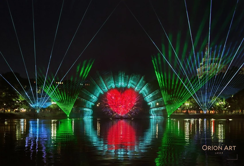 Лазерное шоу на мероприятие