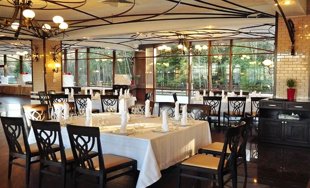 Спортивный корпоратив в парк-отеле Ареал с банкетом в ресторане Талер (Подмосковье)